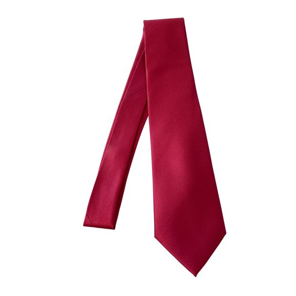 Geoffrey Beene Neck Tie Handmade Red Solid Textured Polyester Professional Offic - Picture 1 of 5